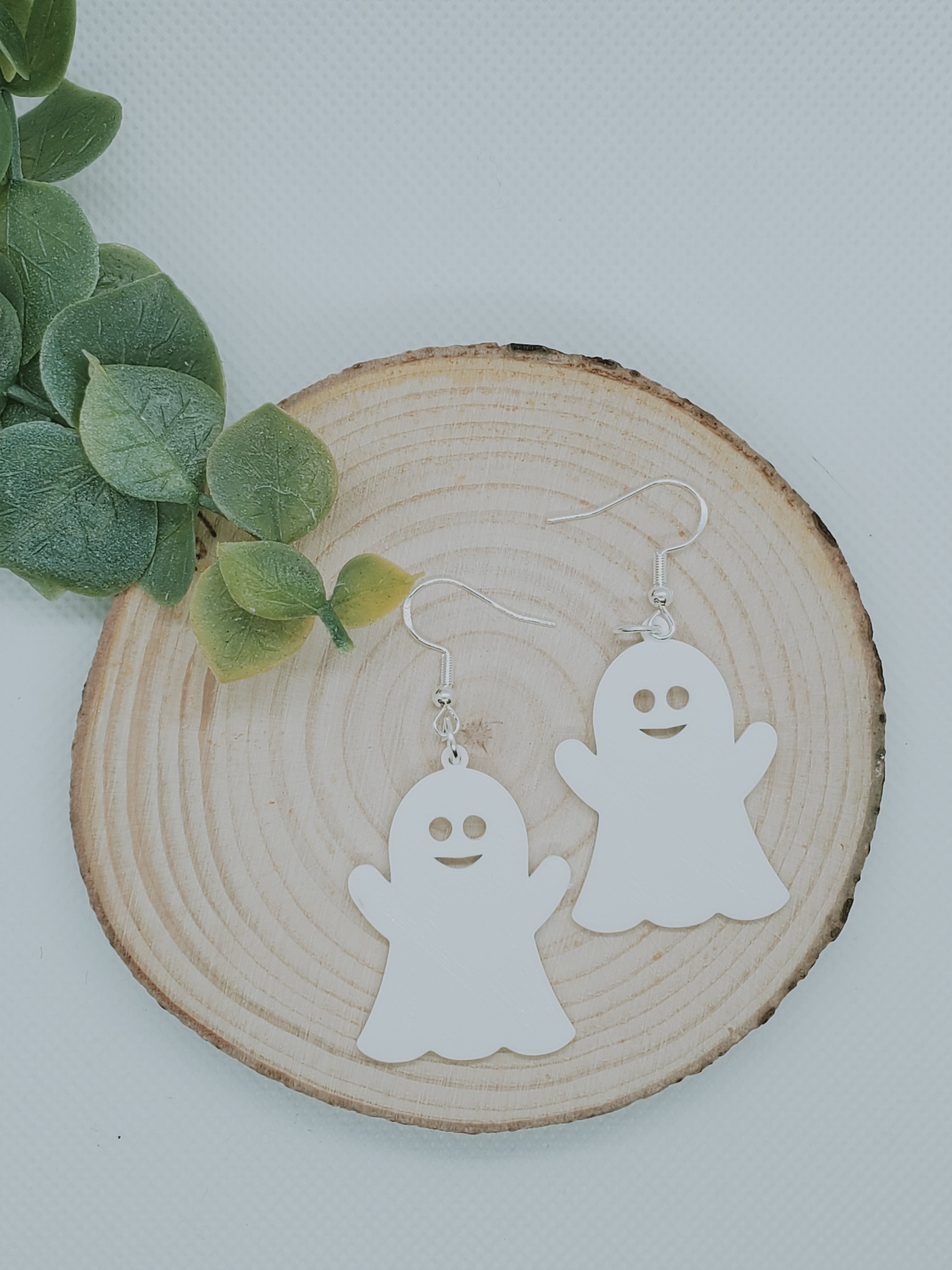 Happy Ghost Earrings – Lilypad Prints
